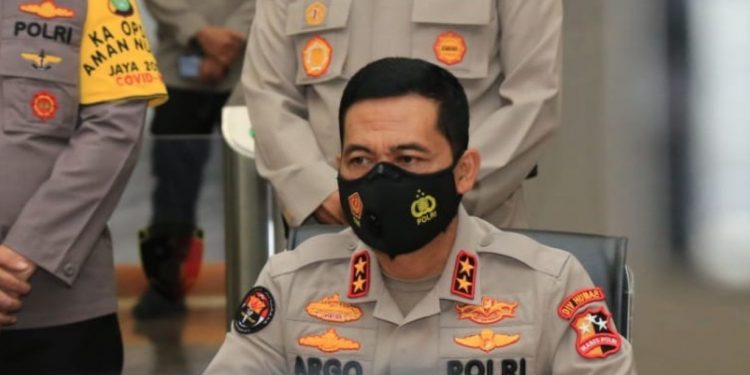 Densus 88 Tangkap Munarman Terkait Baiat Teroris di 3 Kota
