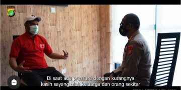 Ketika Kabid Humas Polda Metro Wawancara Rio Reifan Tersangka Kasus Narkoba