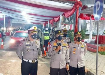 1.800 Pemudik Ikuti Swab Antigen di KM 34 Tol Cikarang