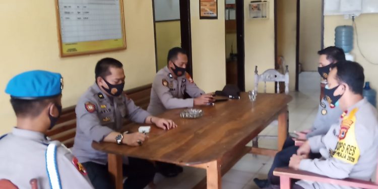 Siwas Polres Pangkep Berkunjung Ke Polsek Mandalle, Ini Tujuannya