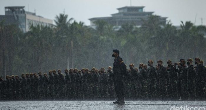50 Ribu Personel TNI-Polri Dikerahkan Kawal PPKM Darurat