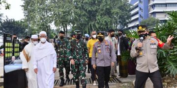 Ditarget 4.500 Orang, TNI-Polri Gelar Vaksinasi Massal Bareng Rabithah Alawiyah di Cibis Park