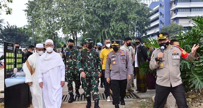 Ditarget 4.500 Orang, TNI-Polri Gelar Vaksinasi Massal Bareng Rabithah Alawiyah di Cibis Park