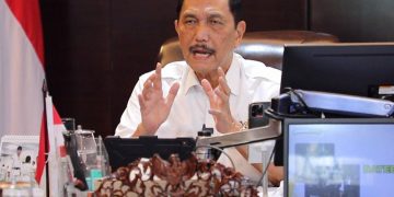 Luhut perintahkan Polri tindak tegas pelaku yang naikkan  harga obat