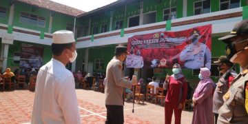 Gerai Vaksin Presisi, Polres Brebes Gandeng PCNU dan Santri Ponpes As Syamsuriyyah Wanasari