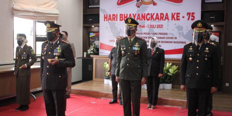 Upacara Hari Bhayangkara ke 75 tahun Dilaksanakan Secara Virtual