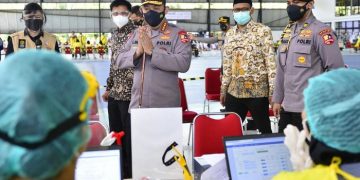 Tinjau SVMI di UI, Kapolri: Hilangkan Perbedaan Bersatu Lawan Covid-19