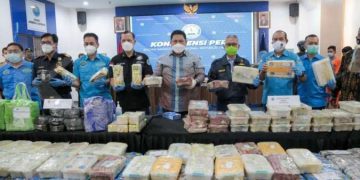 Polisi Gagalkan Penyelundupan Sabu dari Afrika Selatan, Modus Pengiriman Patung Binatang