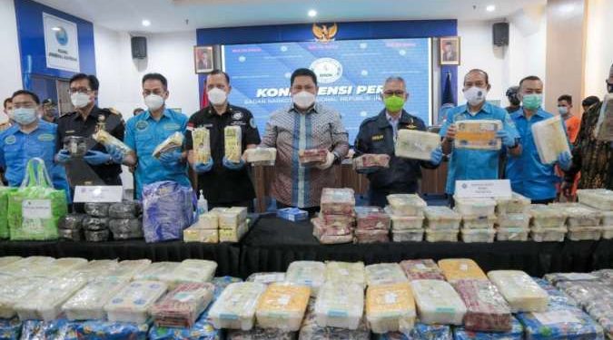 Polisi Gagalkan Penyelundupan Sabu dari Afrika Selatan, Modus Pengiriman Patung Binatang