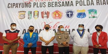 Polda Riau Bersama Cipayung Plus Gelar Vaksinasi Bagi Civitas Akademika UIN