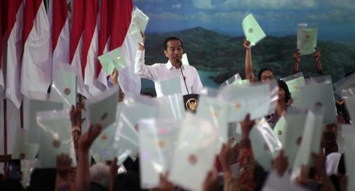 Jokowi Ingatkan Aparat Jangan Jadi Beking Mafia Tanah
