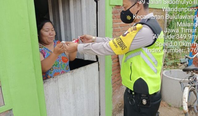 Cegah Penyebaran Virus, Polsek Bululawang Gelar Operasi Masker