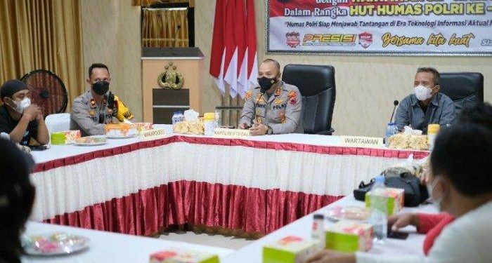 Kapolres Tegal AKBP Arie Silaturahim dengan Media. Jawab Tantangan Era Teknologi Informasi