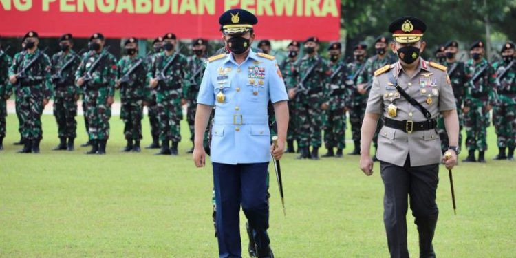 Kapolri : Sinergitas TNI-Polri Kunci Sukses Hadapi Berbagai Ancaman
