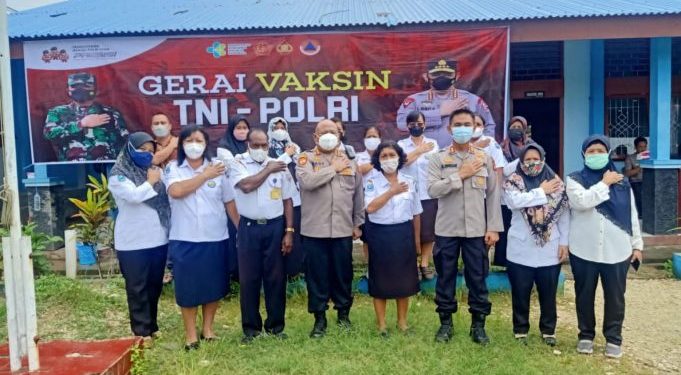Polda Papua Barat Gelar Vaksinasi di SMP Negeri 4 Manokwari