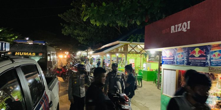 Sasar Kerumunan, Patroli KRYD Polres Pohuwato Terus Ingatkan Warga Disiplin Prokes