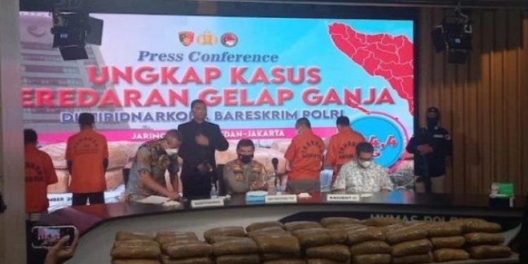 Bareskrim Polri SIta Ganja Seberat 224 Kg, 4 Orang Diamankan