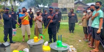 Jelang HUT Ke 76 Korps Brimob Polri, Satuan Brimob Polda Sumut Gotong Royong ke Rumah Ibadah