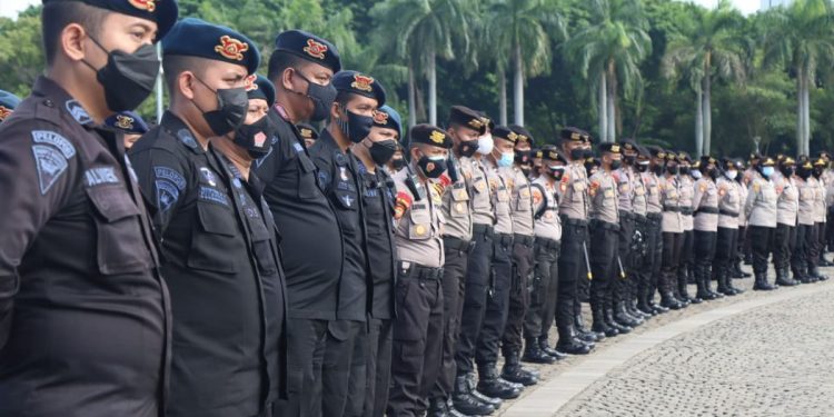 Polda Metro Jaya Kerahkan 2.645 Petugas Gabungan Amankan Unjuk Rasa Buruh di Jakarta