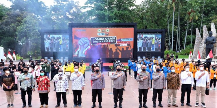 Kapolri Silakan Peserta Lomba Demo Kritik Polisi dan Pemerintah