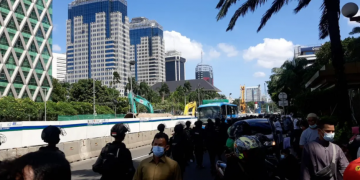 Polisi Bubarkan Massa Reuni 212 di Kebon Sirih