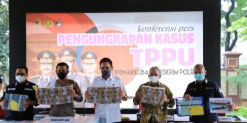 Bareskrim Sita Duit Rp338 Miliar dari Pencucian Uang Kasus Narkotika dan Obat Ilegal
