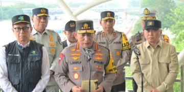 Kapolri Cek Arus Balik Lebaran di Tol Cikatama 1