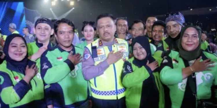 Perpisahan Haru Irjen Agus Suryonugroho dan Ojol Nusantara